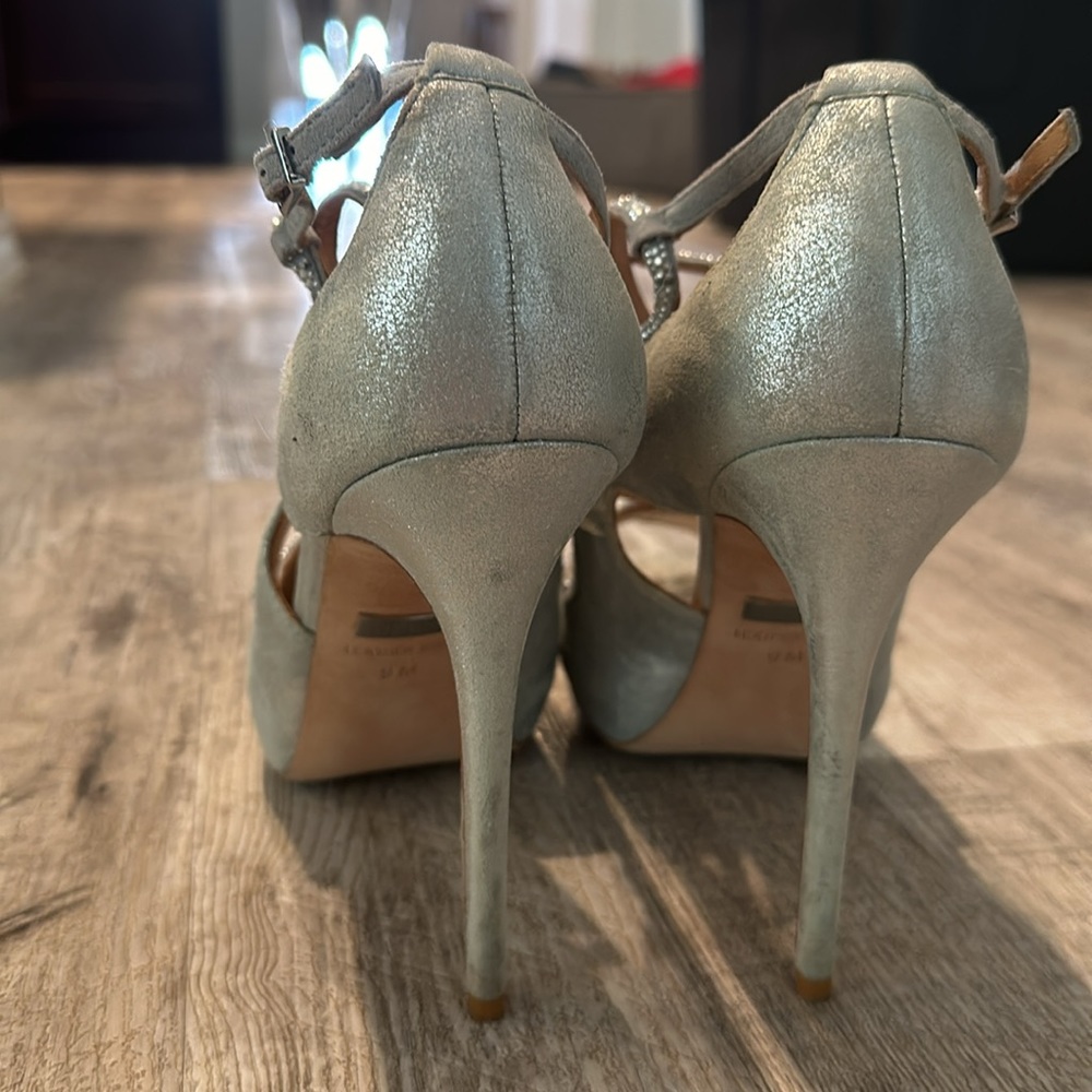Badgley Mischka heels - Picture 3 of 9